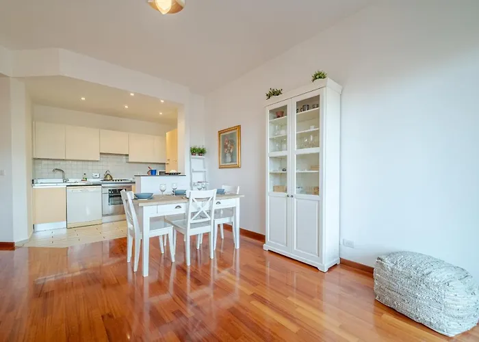 Appartement Guesthost - Sturla Comfy Genua