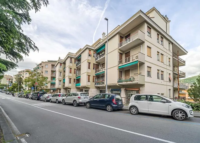 Appartement Guesthost - Sturla Comfy Genua